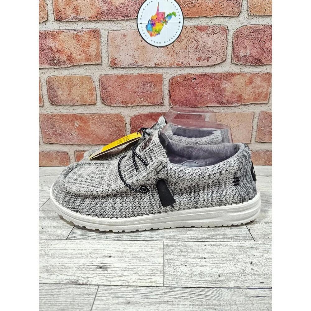 Hey Dude Active Wally Stretch Mix Shoes Men's 6 Ladies 8 Yin Yang NWT